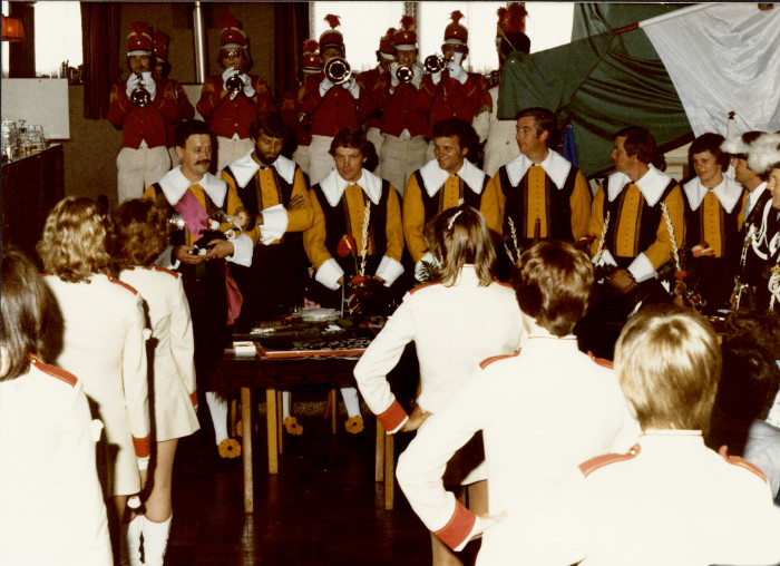 plaatje binnen post of signature