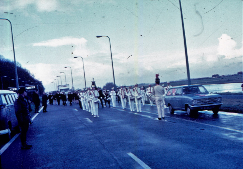 plaatje binnen post of signature